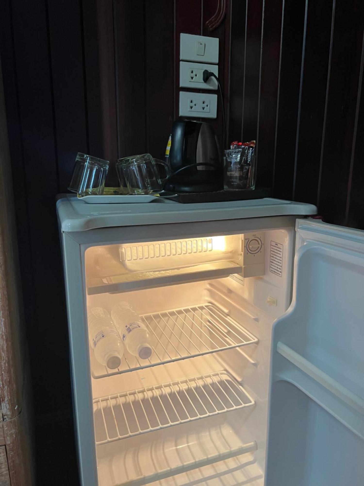 Ban Heng Apartment Пра Након Си Аютая Екстериор снимка